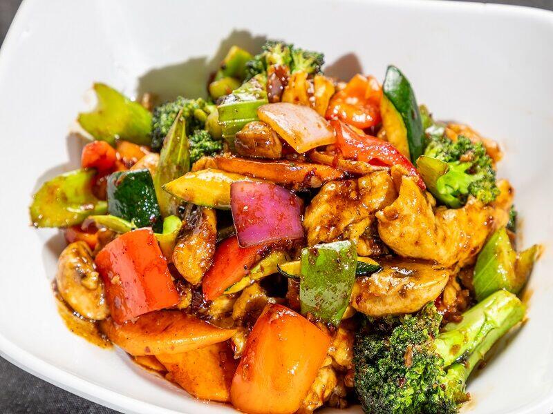 C10. Hunan Chicken (Spicy)